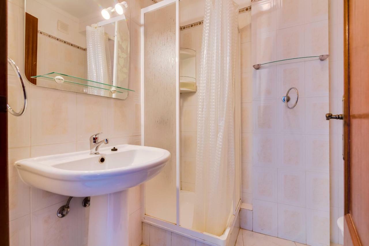 Rei - Quarteira - 3 Min To The Beach Vilamoura Ngoại thất bức ảnh